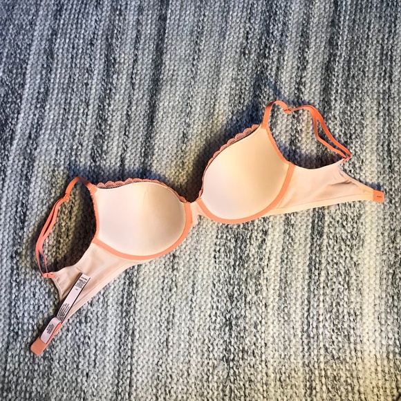 NWOT VICTORIA'S SECRET Unlined Lace Demi Bra 32D - Picture 6 of 7